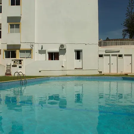 T1 - Acacias With Pool Montechoro Next To The Swimming Pool Of Jupiter * Albufeira