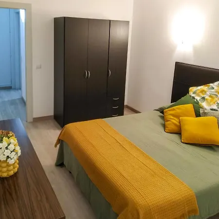 T1 - Acacias With Pool Montechoro Next To The Swimming Pool Of Jupiter Apartment *